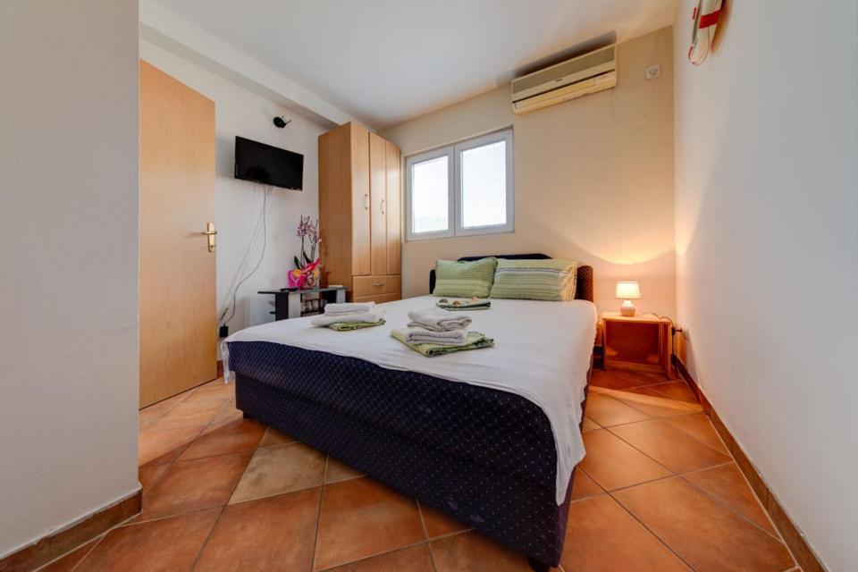 Sunny Grapes Apartments Budva Phòng bức ảnh