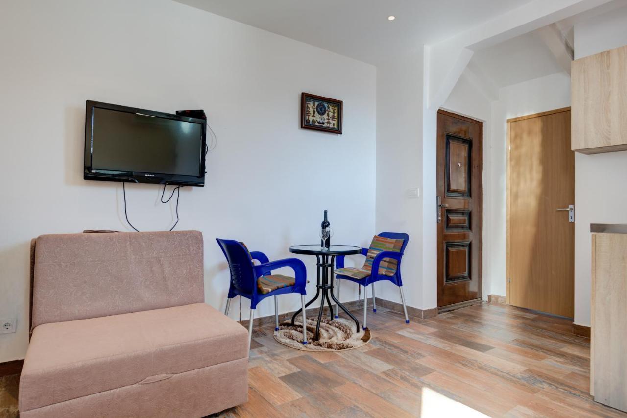 Sunny Grapes Apartments Budva Ngoại thất bức ảnh